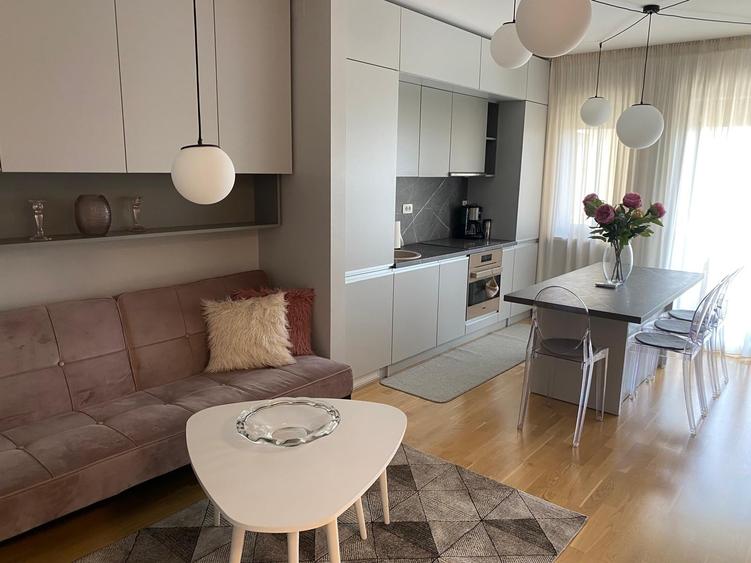 Apartament cu 2 camere semidecomandat în Domenii