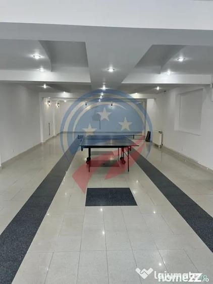Spațiu comercial, de 163 mp, în Central