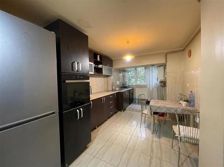 Apartament cu 2 camere decomandat, mobilat în Obcini