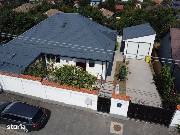 Casa la sol in Cumpana, 4 camere, garaj, 400 mp teren, gaze, renovata. - 1