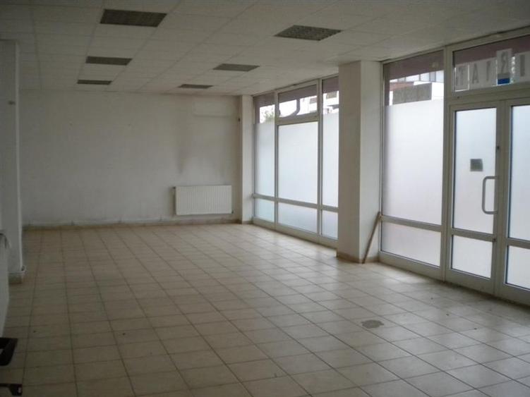 Spațiu comercial, de 200 mp, în Orizont