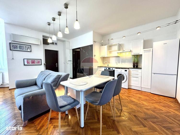 Apartament cu 3 camere în Ultracentral