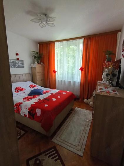 Apartament cu 2 camere semidecomandat în Țiglina 1