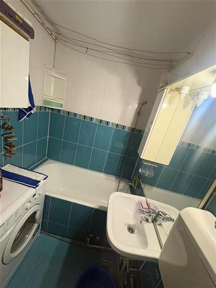 Apartament cu 2 camere decomandat în Drumul Taberei