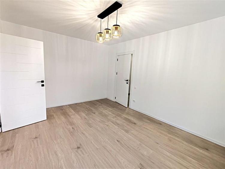 Apartament cu 2 camere semidecomandat în Astra