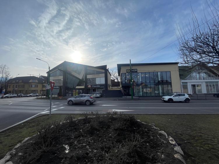 Spațiu comercial, de 400 mp, în Bartolomeu