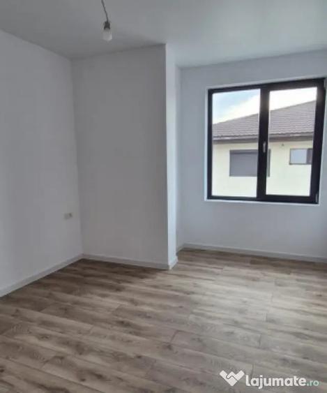 Casă cu 4 camere cu Teren 179 Mp în Chiajna