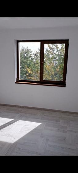 Apartament cu 3 camere decomandat în Păcurari