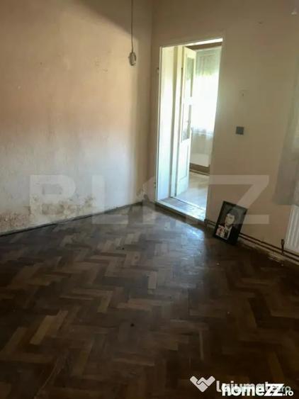 Casă cu 3 camere cu Teren 600 Mp în Central