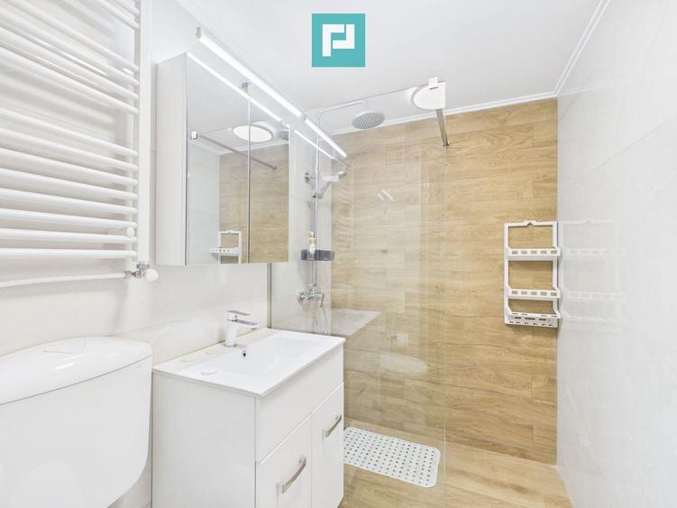 Apartament cu 3 camere decomandat, mobilat în Cantemir