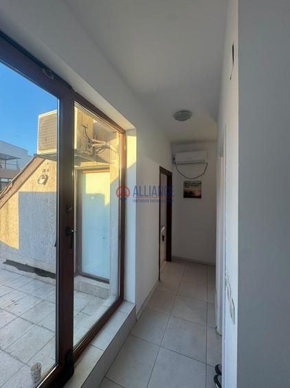 Apartament cu 3 camere decomandat în Tomis Nord