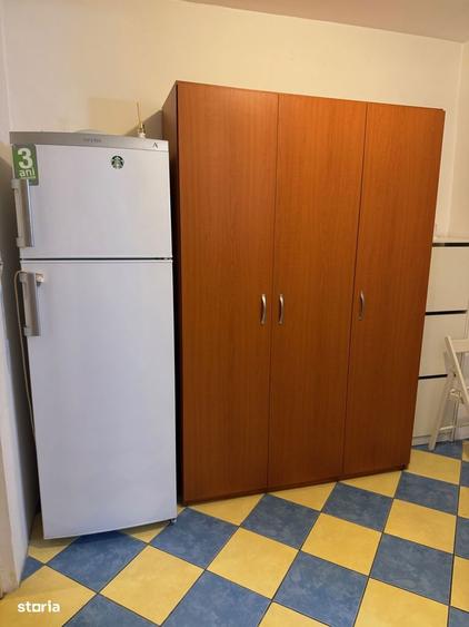 Garsonieră decomandată în Titan