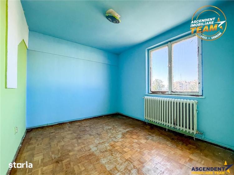 Apartament cu 3 camere, mobilat în Simeria