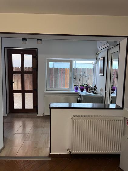 Casă individuală cu 4 camere cu Canalizare în Palas