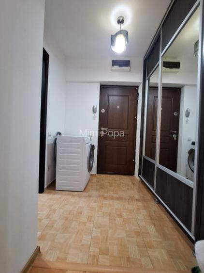Garsonieră decomandată în Energia