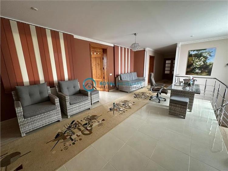 Casă individuală cu 8 camere cu Teren 3797 Mp în Lipănești