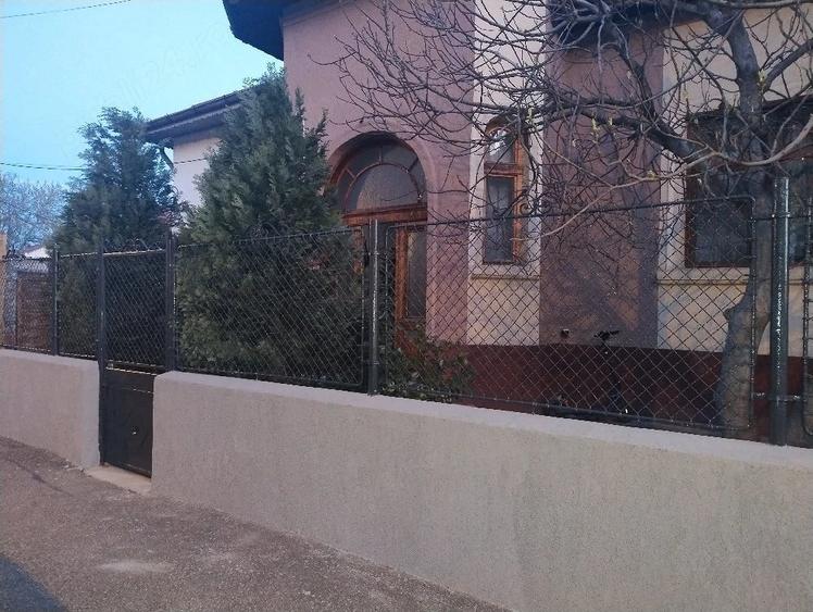 Casă cu Teren 508 Mp în Central