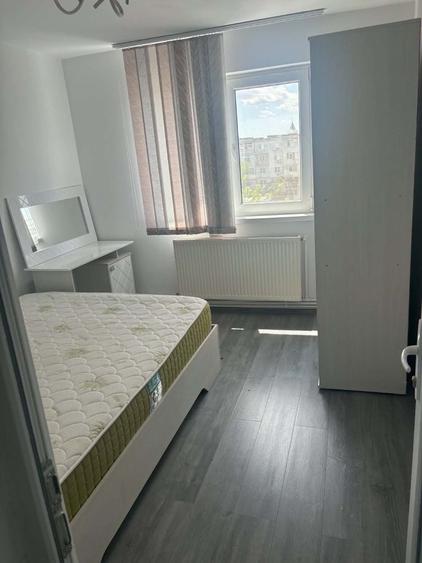 Garsonieră decomandată în Exterior Vest