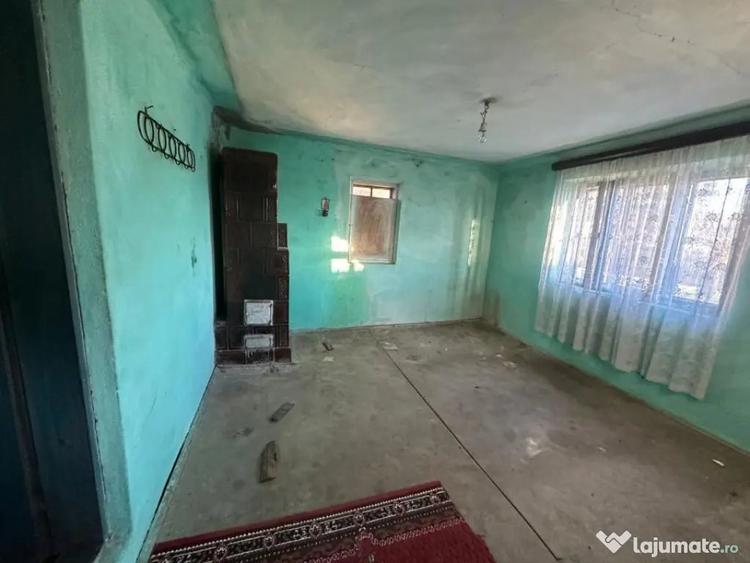 Casă cu 3 camere cu Teren 600 Mp în Priboieni