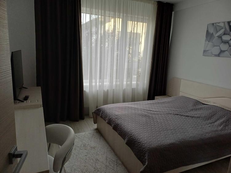 Apartament cu 2 camere decomandat în Cârcea