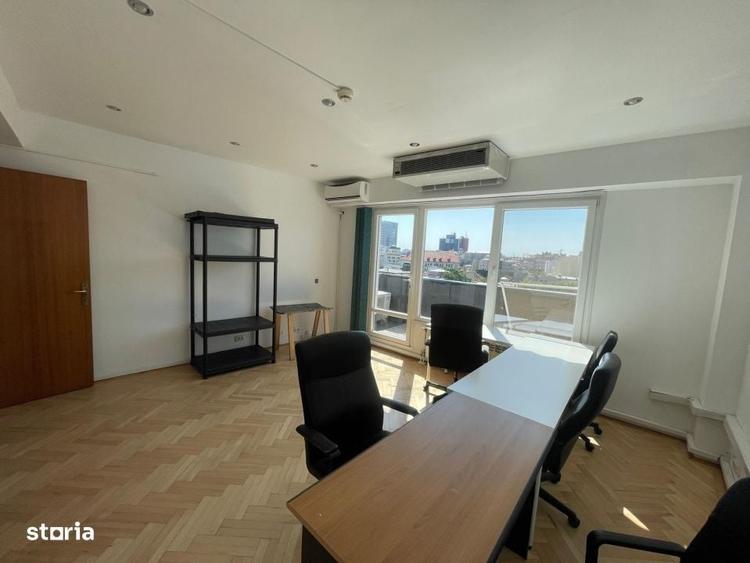 Apartament cu 4 camere decomandat în Universitate