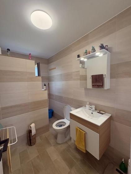 Casă individuală cu 4 camere cu Teren 1200 Mp în Chechiș