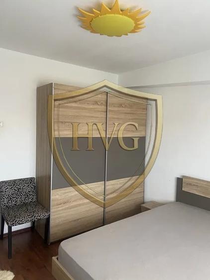Apartament cu 3 camere semidecomandat, mobilat în Titulescu