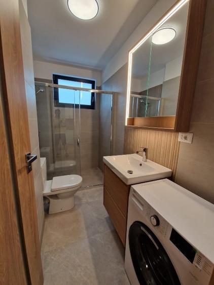 Apartament cu 2 camere, mobilat în Tei