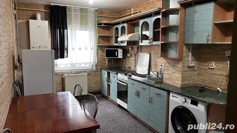 Apartament cu 2 camere semidecomandat în Lugoj