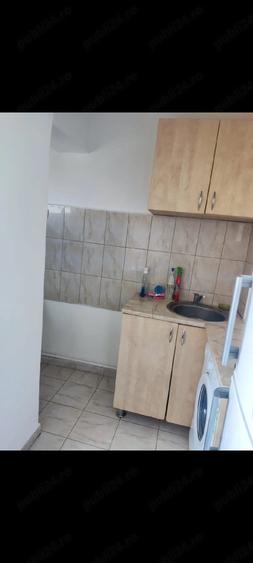Garsonieră decomandată în Calea București