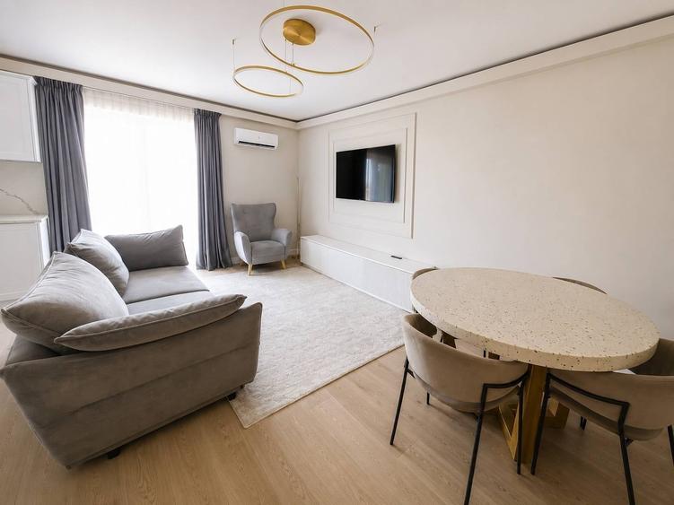 Apartament cu 4 camere decomandat în Borhanci