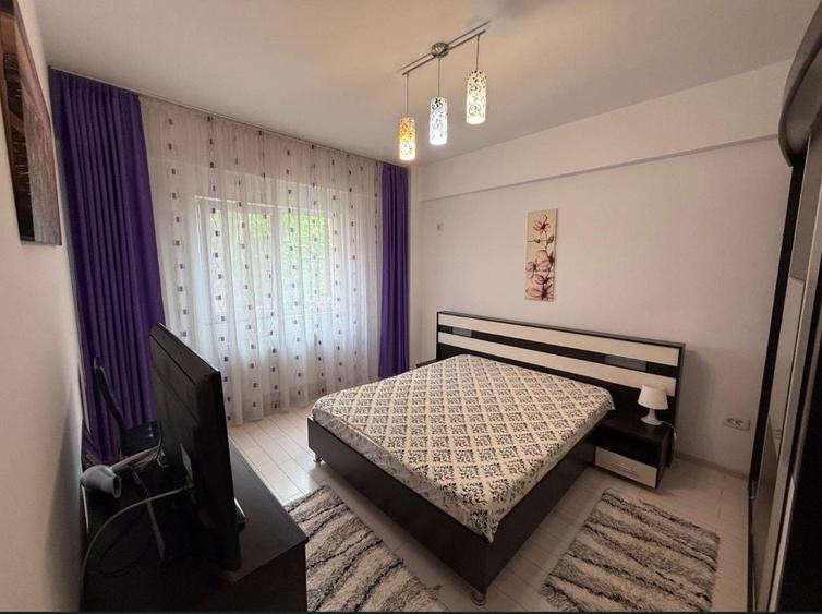 Apartament cu 2 camere decomandat în Exterior Vest