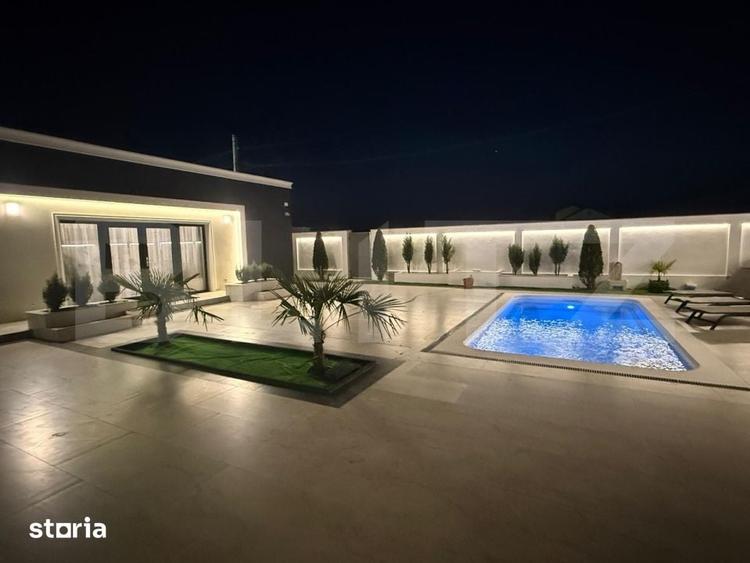 Casă cu 6 camere cu Teren 560 Mp în Malu Mare