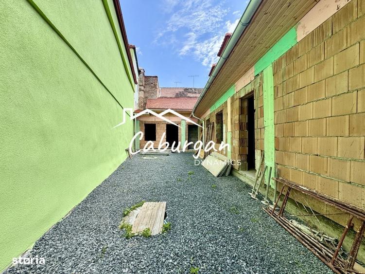Casa singur in curte, compusa din 6 studio-uri in Centrul Istoric - 2