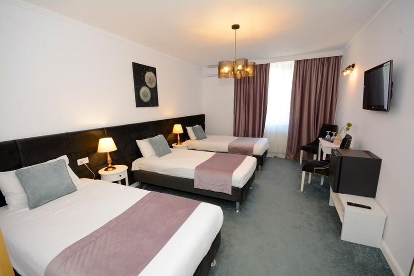 Apartament cu 4 camere în Central