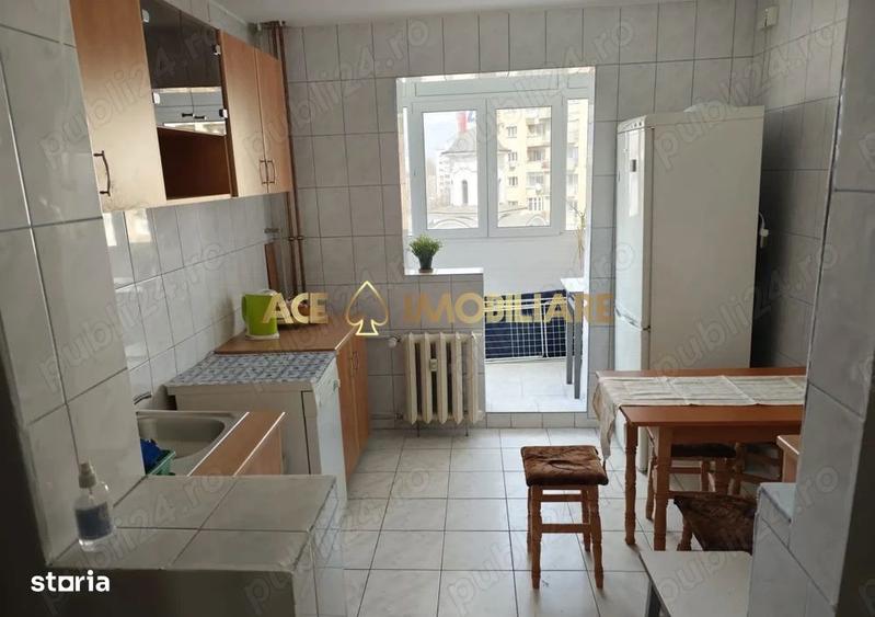 Apartament cu 3 camere, mobilat în Titan
