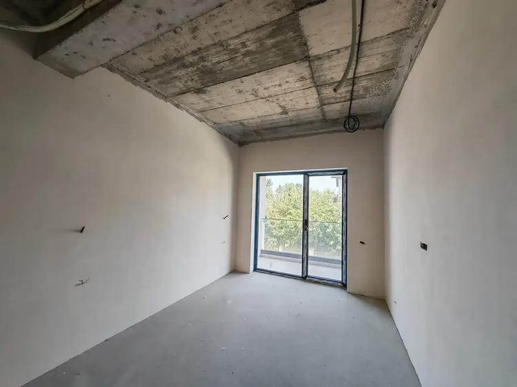 Duplex cu 4 camere cu Canalizare în Corbeanca