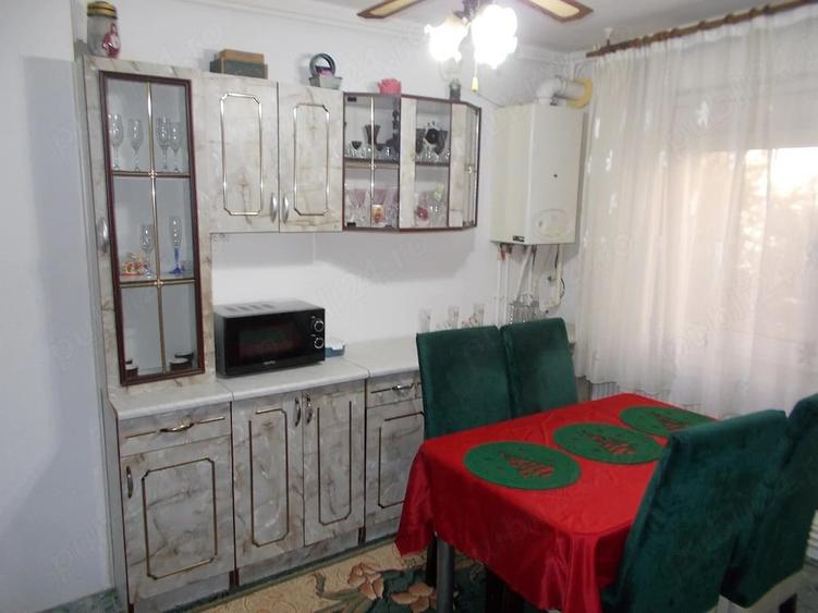 Apartament cu 3 camere semidecomandat în Freidorf