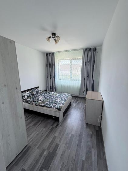 Apartament cu 3 camere decomandat în Militari