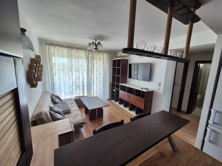 Apartament cu 2 camere semidecomandat în Colentina