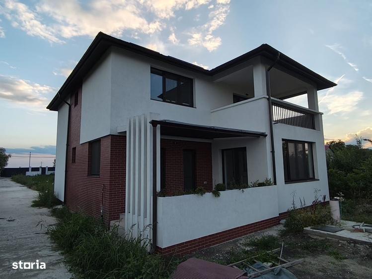Casă cu 4 camere în Tărtășești