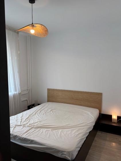 Apartament cu 2 camere semidecomandat, mobilat în Drumul Taberei