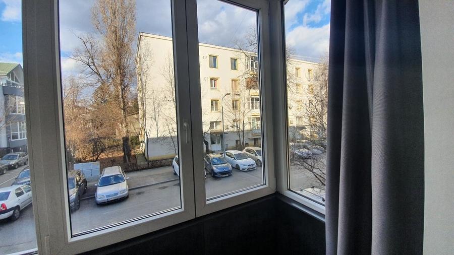 Garsonieră decomandată, mobilată în Floreasca