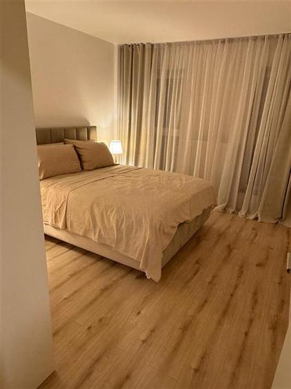 Apartament cu 2 camere decomandat, mobilat în Tractorul — fotografia 3
