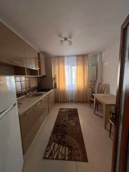 Garsonieră decomandată în Drumul Carului