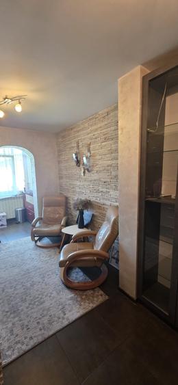 Apartament 3 camere, amenajat si mobilat, 450euro/luna, zona  Alexandru - 4