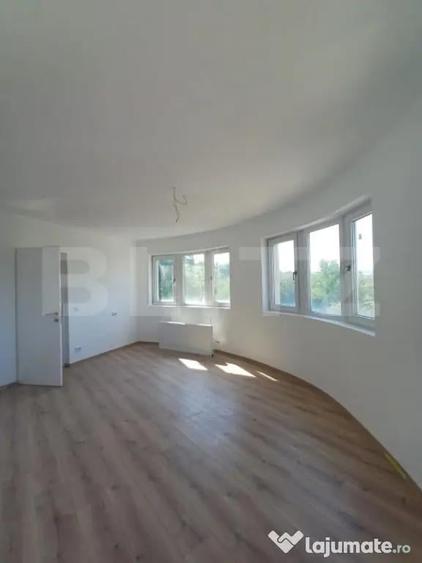 Apartament cu 2 camere semidecomandat în Turda