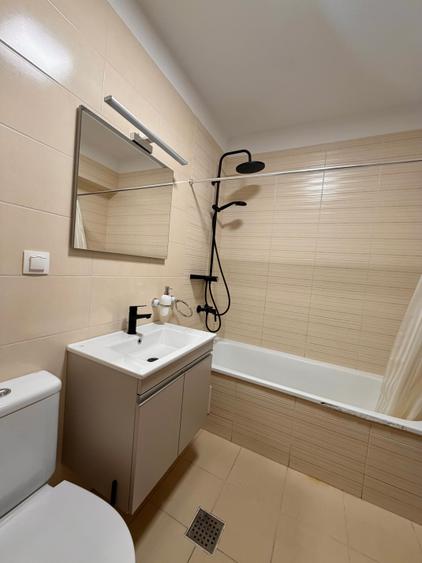 Apartament cu 2 camere decomandat în Astra