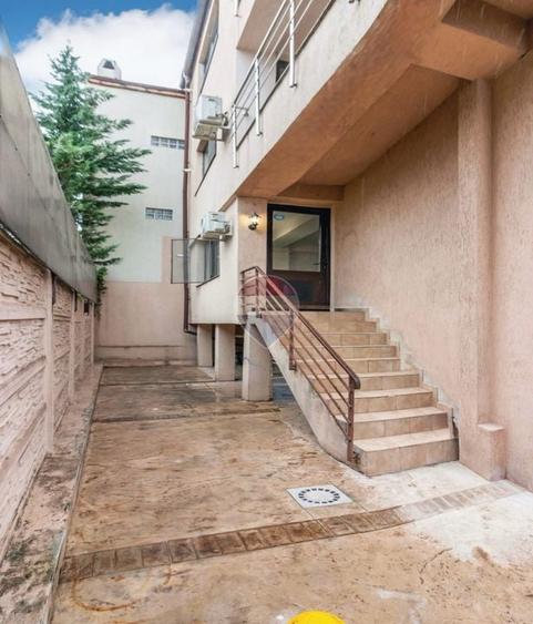Apartament cu 4 camere decomandat, mobilat în Bucureștii Noi