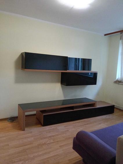 Persoana fizica vand apart ultracentral, Piata Unirii-langa Hotel Unirea, etaj 1 - 5